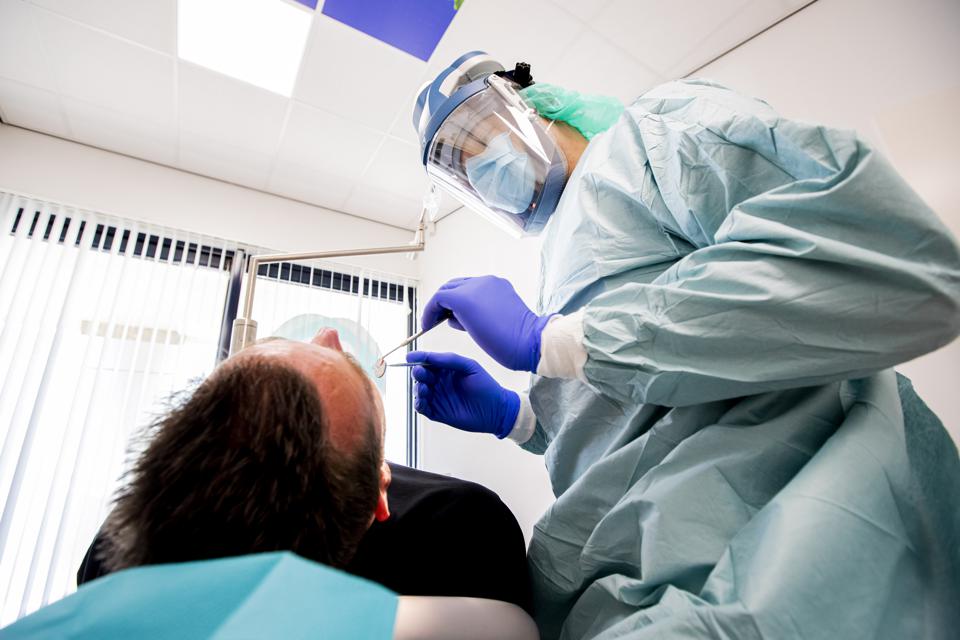 Booking A Dental Clinic Singapore Appointment