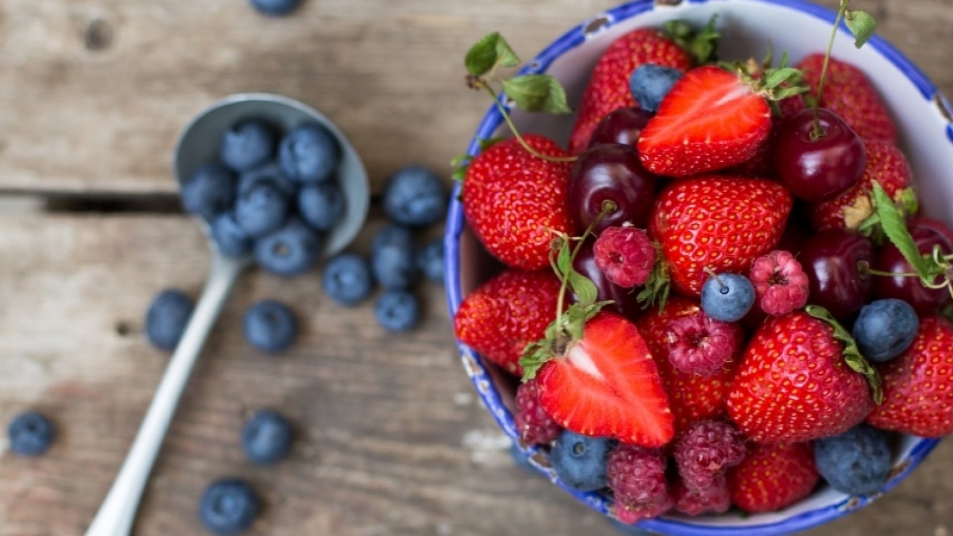Top Foods for Boosting Productivity